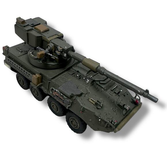Vintage M1128 Mobile Gun System Military Vehicle Plastic 1:72 Scale Model Built - Picture 1 of 10